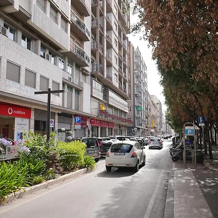 Гостьовий будинок Sl Collection Stazione Барі